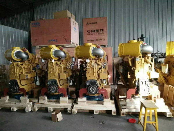 推土機SD32發(fā)動機 康明斯NTA855-C360S10沖程柴油發(fā)動機