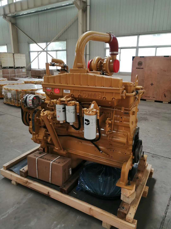 康明斯NTS855推土機SHANTUI SD32發(fā)動機