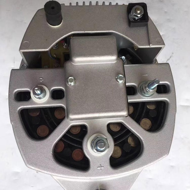 推土機 28V 45A 交流發(fā)電機總成