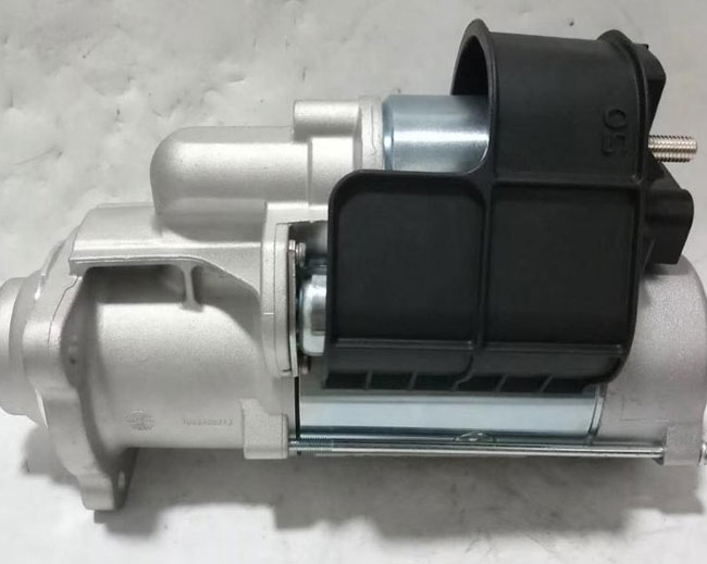 推土機(jī)發(fā)動(dòng)機(jī)配件12V/24V sd32 sd22發(fā)動(dòng)機(jī)啟動(dòng)馬達(dá)總成